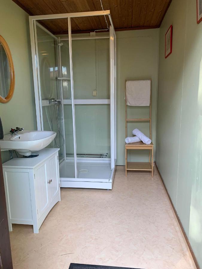 The Pink Cabin Tyfta 外观 照片