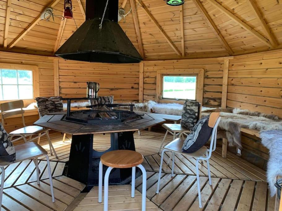 The Pink Cabin Tyfta 外观 照片
